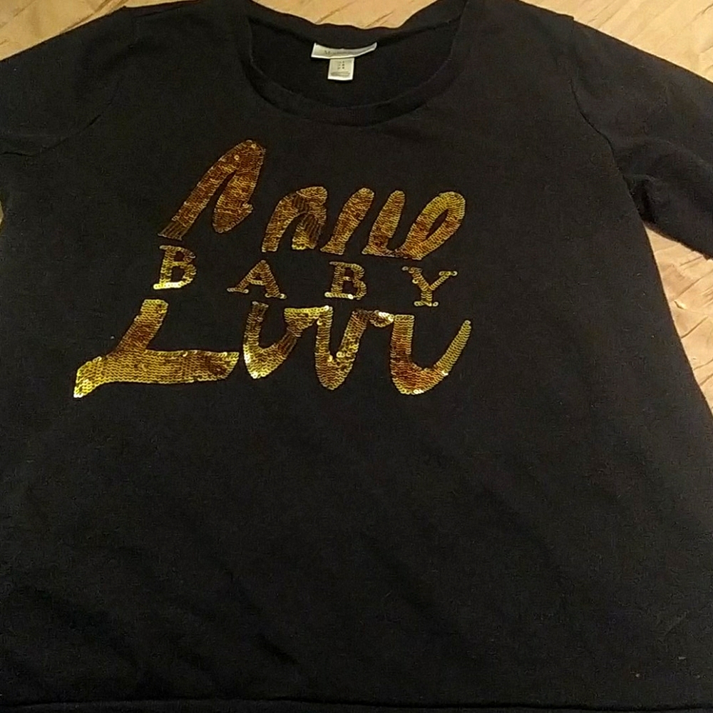 Sweatshirt
